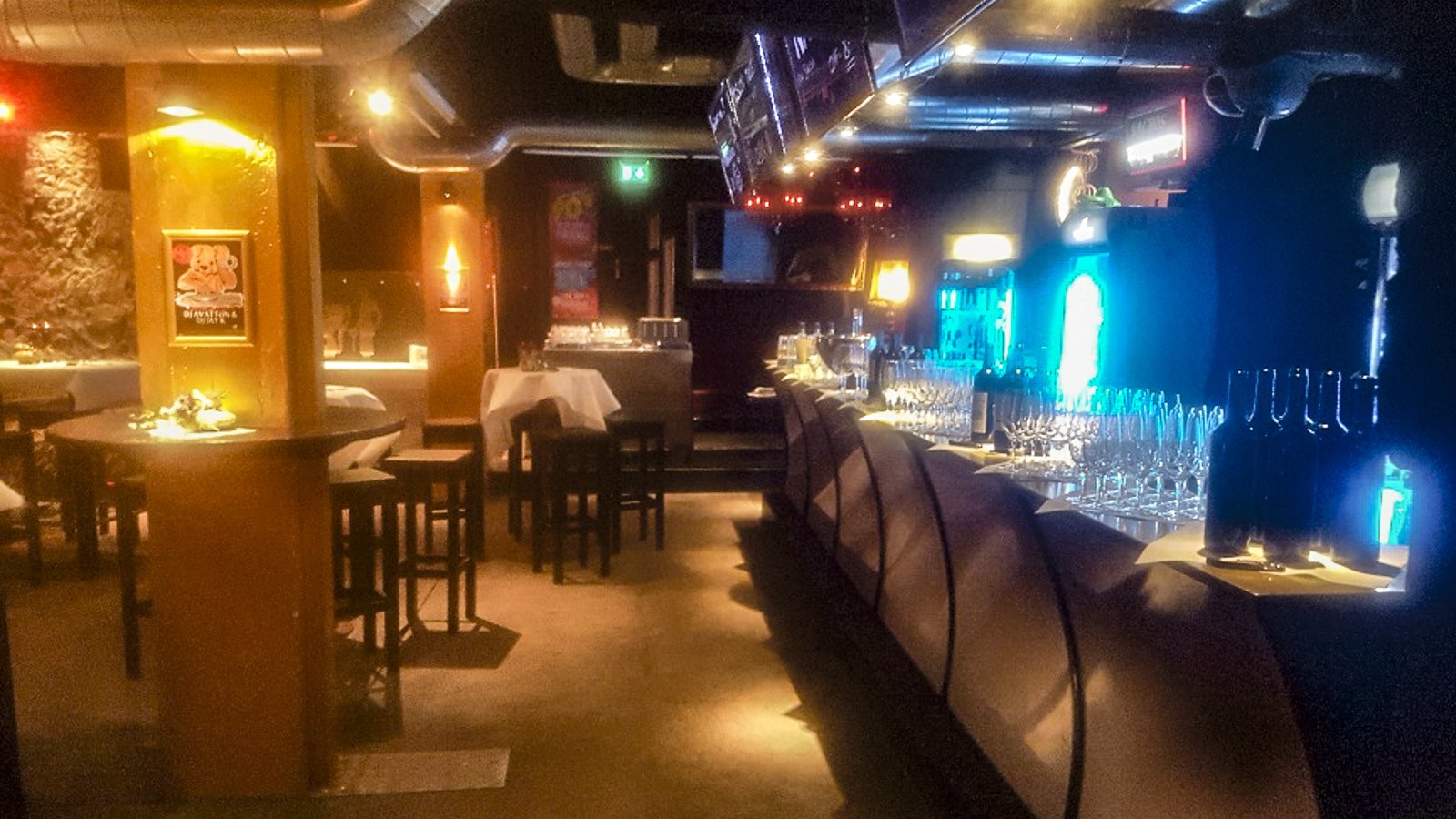 2B Events, Event buchen, Schlosskeller, Bar